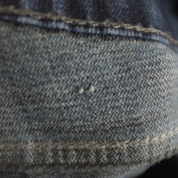 Levis blue Demi Curve classic straight leg 10/30 - Picture 9 of 10